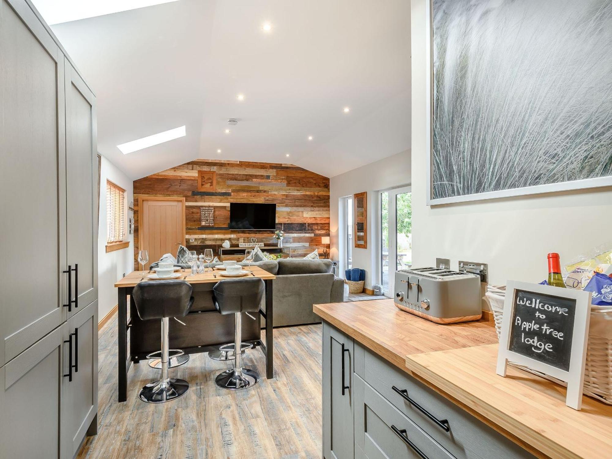Appletree Lodge Minishant 외부 사진